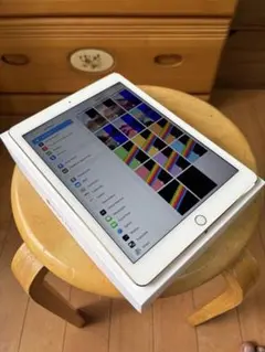 Apple iPad Air 2 128GB 電池91%のサムネイル