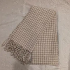 ベージュ千鳥格子柄フリンジマフラー