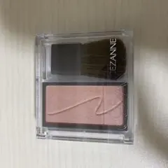 【美品】セザンヌ チークブラッシュ 01 フォギーローズ