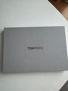 TOM FORD ポーチ 箱付きのサムネイル