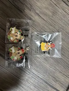 東京ディズニーリゾート　 ミッキーマウス ピンバッジ 3個セット