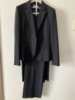 ⭐️美品⭐️紺色パンツスーツ・スカート付き　3点セット