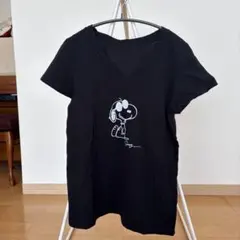 値下げ⭐️AZUL by Moussy スヌーピー Vネック 半袖Tシャツ 黒のサムネイル