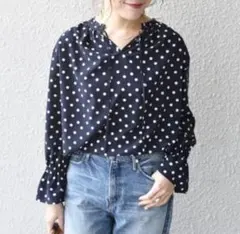 SHIPS ドットフリルネックブラウス ネイビー フリー