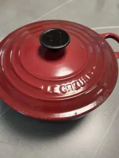 中古品】LE CREUSET レッド オーバル鍋 中型 - メルカリ