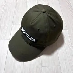 MONCLER キャップ　帽子　カーキ　メンズ　レディース　国内正規品　3K86のサムネイル