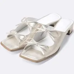 【美品】GU リボンヒールミュール シルバー Mサイズのサムネイル