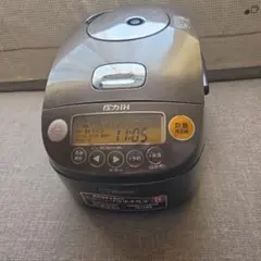 ZOJIRUSHI 圧力IH炊飯器 NP-ZF18 本体 1升(10合) - メルカリ