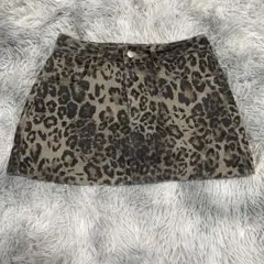 ヒョウ柄タイトデニムスカート