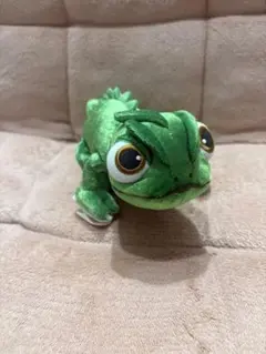 塔の上のラプンツェル パスカル マスコット ぬいぐるみ