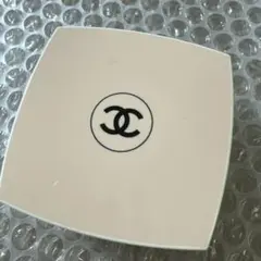 【新品未使用未開封】ル ブラン トーン アップ ロージー タッチ 11g シャネル］ル ブラン トーン-アップ ロージー タッチ［2020年 3