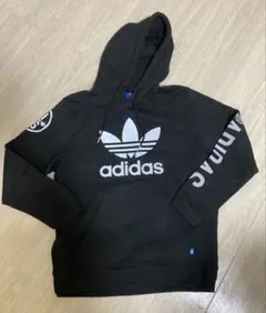 adidas originalsパーカー　ブラック　Lサイズ