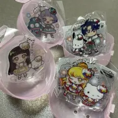 ひみつのアイプリ×サンリオコラボ　アクリルキーホルダー4個セット