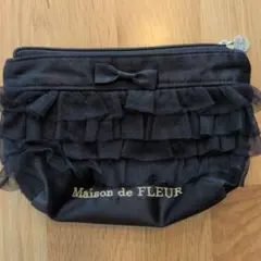 Maison de FLEUR フリルポーチ ブラック