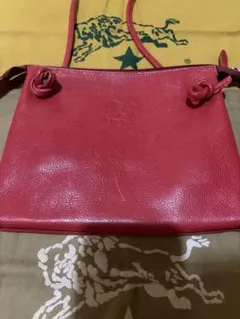 IL BISONTE イルビゾンテ レザー ショルダーバッグ レッド