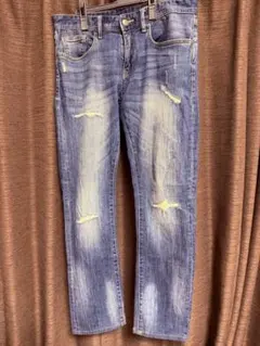 ARMANI EXCHANGE デニムパンツ ダメージ加工 メンズのサムネイル