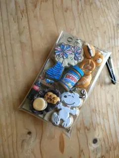 ガチャ詰めポーチ　スヌーピー　SNOOPY　パン　ピーナッツフレンズ