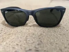 横浜即発！最速ヤマト便！新品正規RayBanレイバンRB2132F601/R5 - メルカリ