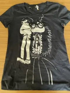 値下げ美品モスキーノＴシャツのサムネイル