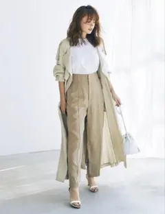 ensure エブール リネン　テーパードパンツ ベージュ 38 美品のサムネイル