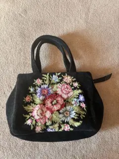 FEILER. ハンドバッグ 黒　花柄