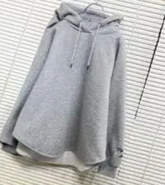 グレー フード付き スウェットパーカー