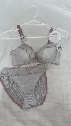 B70 tutuanna チュチュアンナ　ブラジャーショーツセット