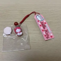 ハローキティ 恋愛成就 だるま 根付け ストラップ 小判 - メルカリ