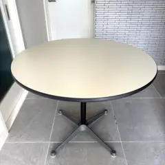 2025年最新】Herman Miller ダイニングテーブルの人気アイテム