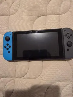 Nintendo Switch 本体 青/黒