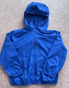 ユニクロ　ポケッタブルパーカー　110 ブルー　青色フード付きジャケット