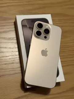 【美品】iPhone 16 Pro 256GB デザートチタニウム　本体