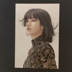 BLACKPINK THE ALBUM Lisa