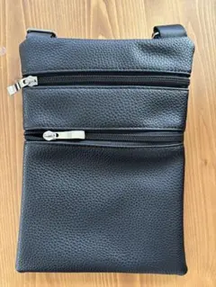 レザーサコッシュ