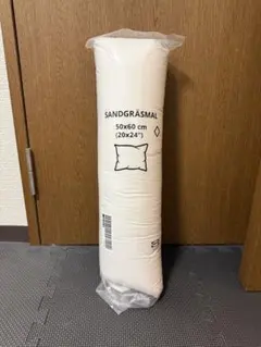 新品 IKEA SANDGRÄSMAL クッション 中材 50x60cm