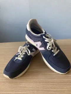 Item thumbnail for item cfd5a35a-8bb8-4755-8ba6-8ff5a74f9889