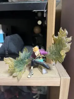 ワンピースフィギュア　マルコ