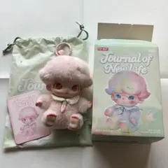 DIMOO Journey of New Life ぬいぐるみペンダント