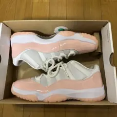 Nike Air Jordan 11 Low "Legend Pink"のサムネイル