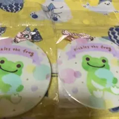 pickles the frog アクリルキーホルダー 2個セット