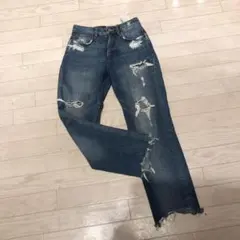 ZARA ダメージデニム