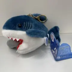 ぱたぱた！サメマスコット ぬいぐるみ　タグ付きのサムネイル