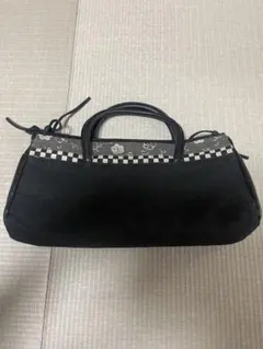 黒色 レディース　ハンドバッグ　花柄チェック