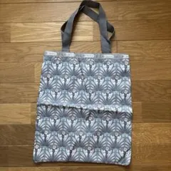 LeSportsac花柄トートバッグ