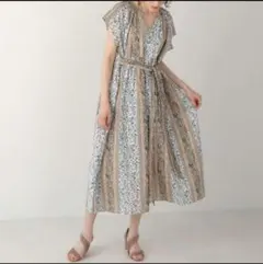 ブージュルード パネルプリント ワンピースのサムネイル