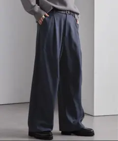 MONO-MART カーブセミワイドタックスラックス/ネイビー