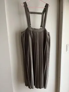 COOMB サスペンダー付きプリーツスカート