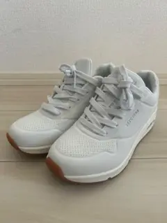SKECHERS ホワイト スニーカー 23.5