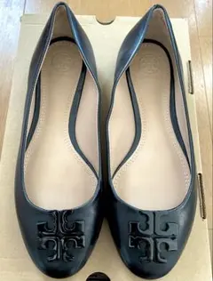 TORY BURCH フラットシューズ ブラックのサムネイル