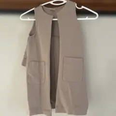 petitmain ベスト　ベージュ